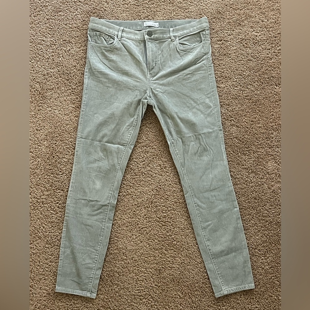 LOFT Corduroy Pants- Size 30 aka 10